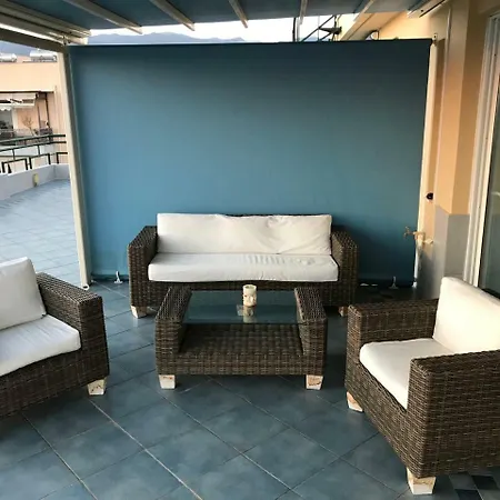 Tg Beach Studio With Sea View Terrace Апартаменты Каламата