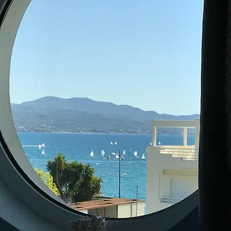 Tg Beach Studio With Sea View Terrace Apartment Kalamata