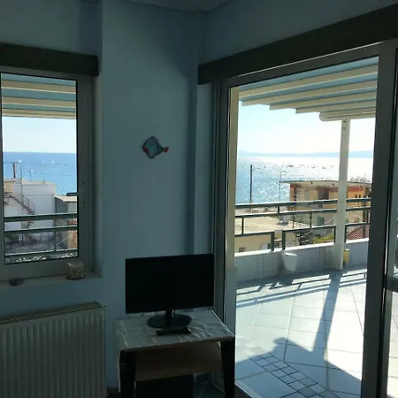 아파트 Tg Beach Studio With Sea View Terrace 칼라마타