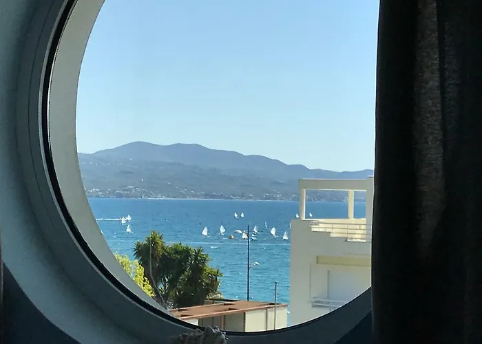 Tg Beach Studio With Sea View Terrace Apartment Kalamata